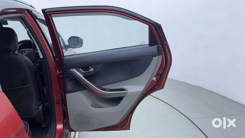 Tata Nexon 1.5 Revotorq Xz Plus Dual Tone, 2017, Diesel