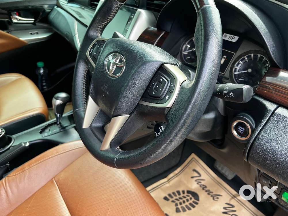 Toyota Innova Crysta 2.4 Zx At 7 Str 2022 Top End