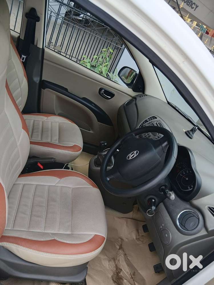 Hyundai I10 Sportz 2014 Petrol