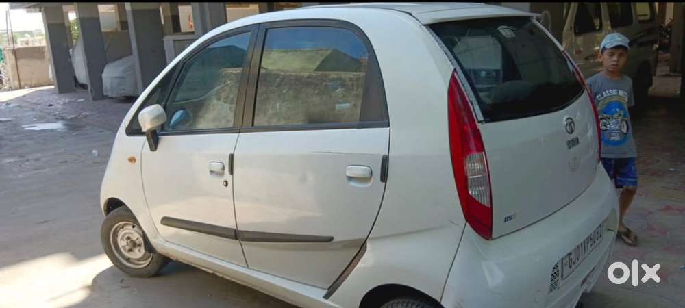Tata Nano Petrol 2012