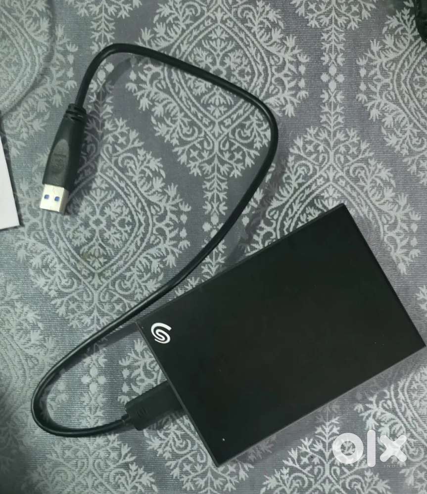 Seagate one tuch 4tb Hard drive Brand new