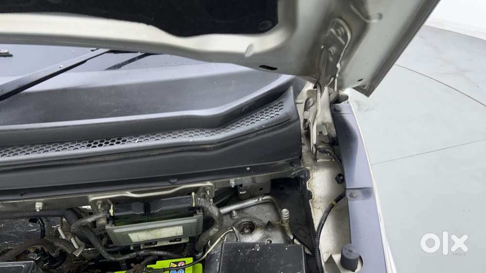 Mahindra Kuv 100 2016-2017 Mfalcon G80 K4, 2017, Petrol