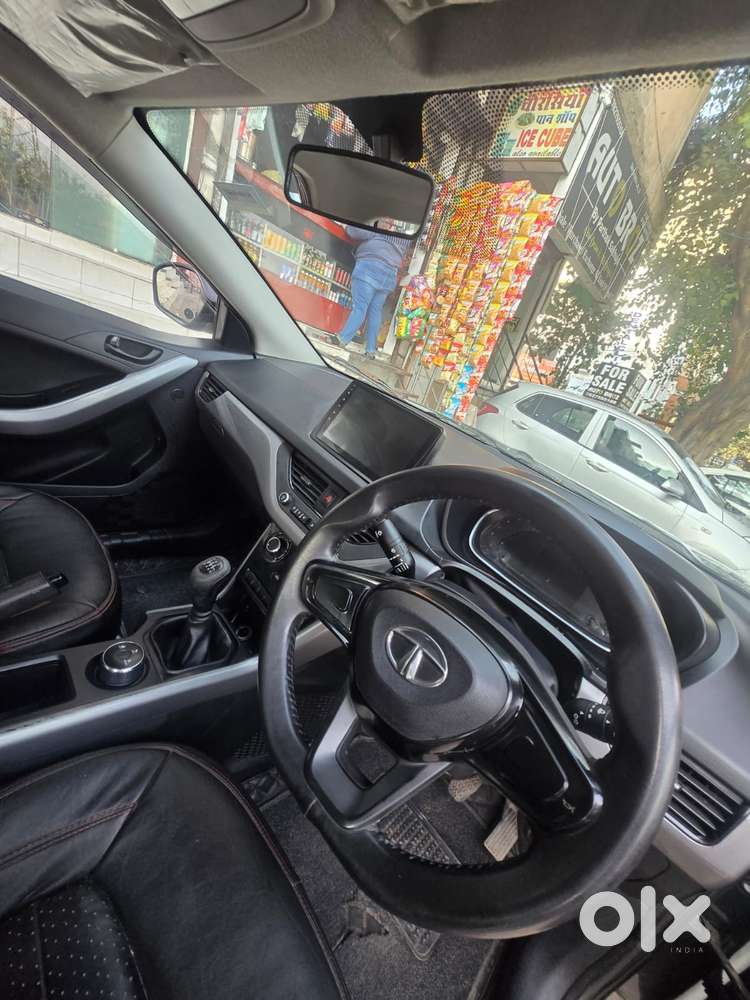 Tata Nexon 1.5 Revotorq Xm (s), 2020, Petrol