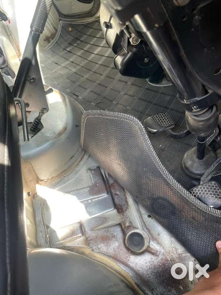 Maruti Suzuki Omni 2017 Petrol Well Maintained