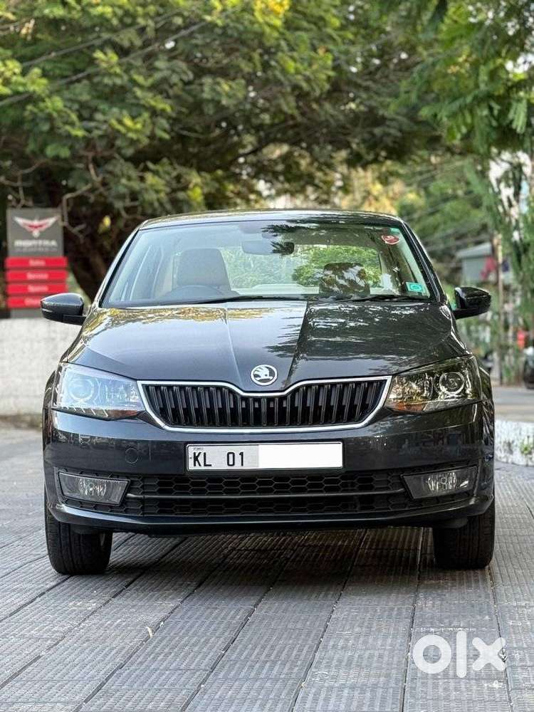 Skoda Rapid 1.6 Mpi At Style, 2018, Petrol