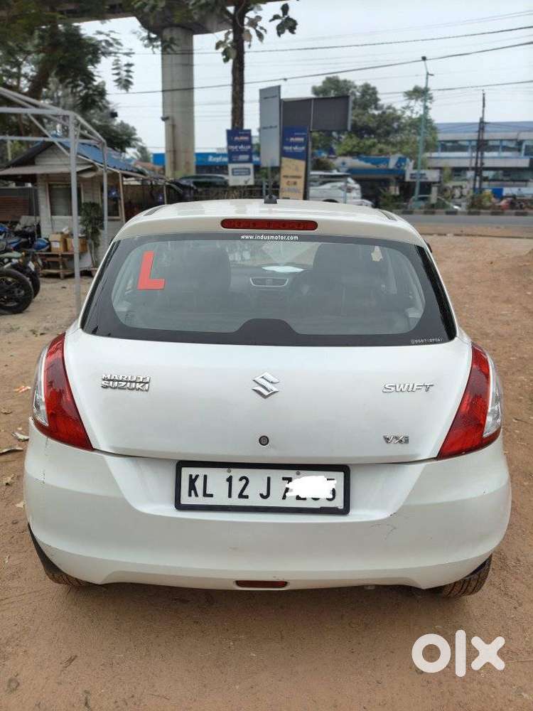 Maruti Suzuki Swift Vxi, 2014, Petrol