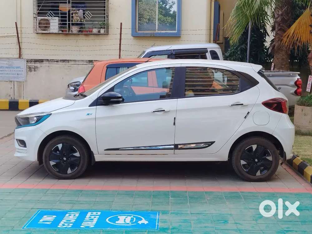 Tata Tiago Ev 2025 Electric Single-hand Driven In Brand New Condition