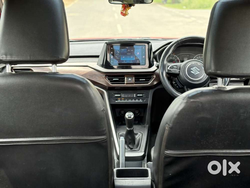 Maruti Suzuki Brezza 1.5 Zxi Plus At Smart Hybrid Dual Tone, 2022, P..