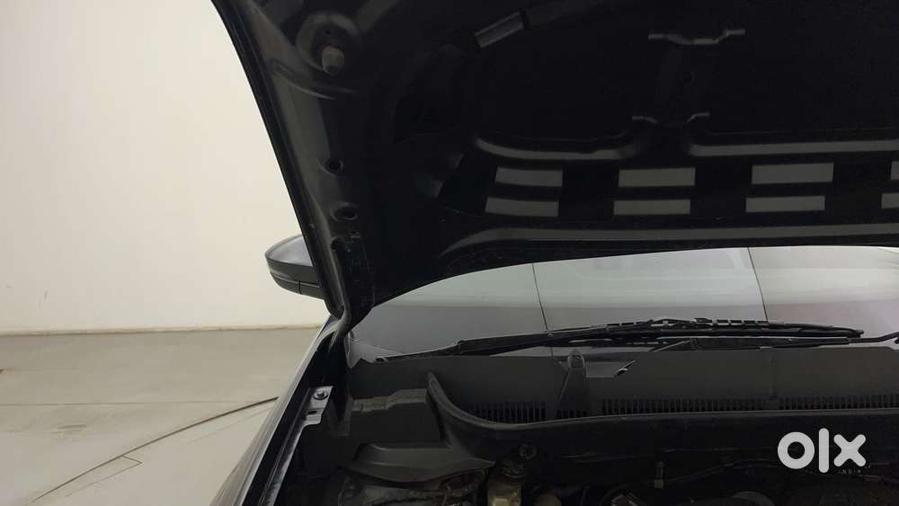 Volkswagen Taigun Topline 1.0 Tsi At (electric Seats), 2022, Petrol