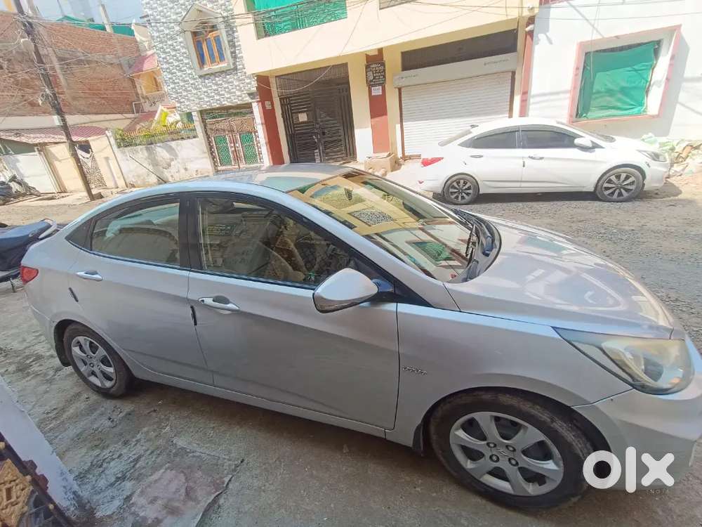 Hyundai Verna 2011 Petrol 86000 Km Driven