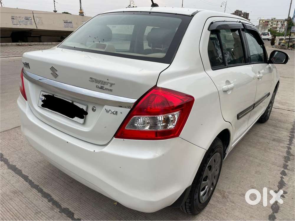 Maruti Suzuki Swift Dzire 1.2 Vxi Regal Limited Edition, 2016, Petro..