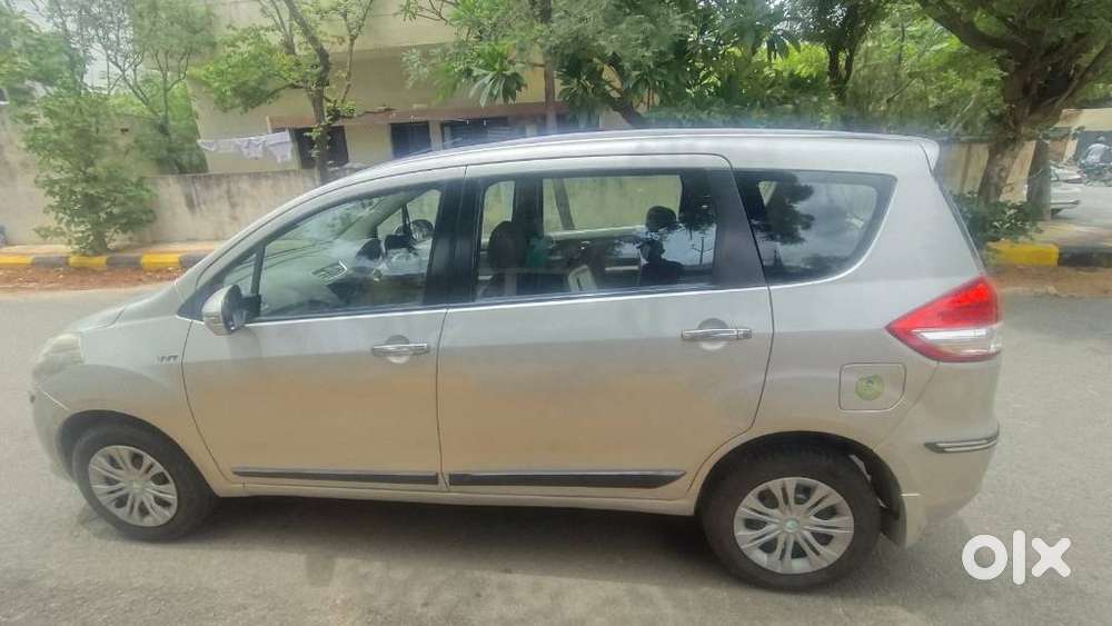 Maruti Suzuki Ertiga Vxi Abs, 2014, Petrol