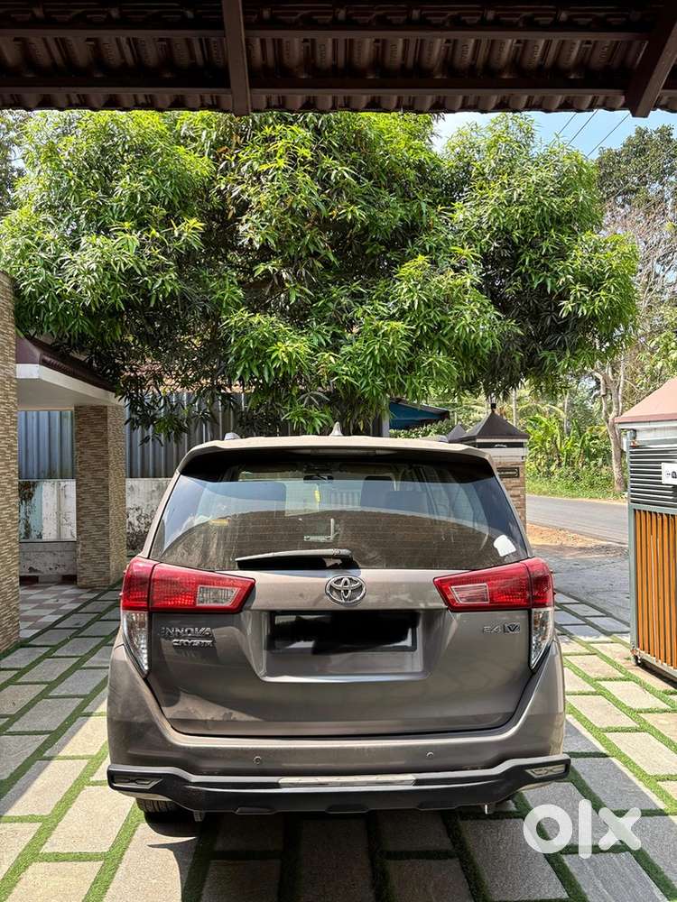Toyota Innova Crysta 2019