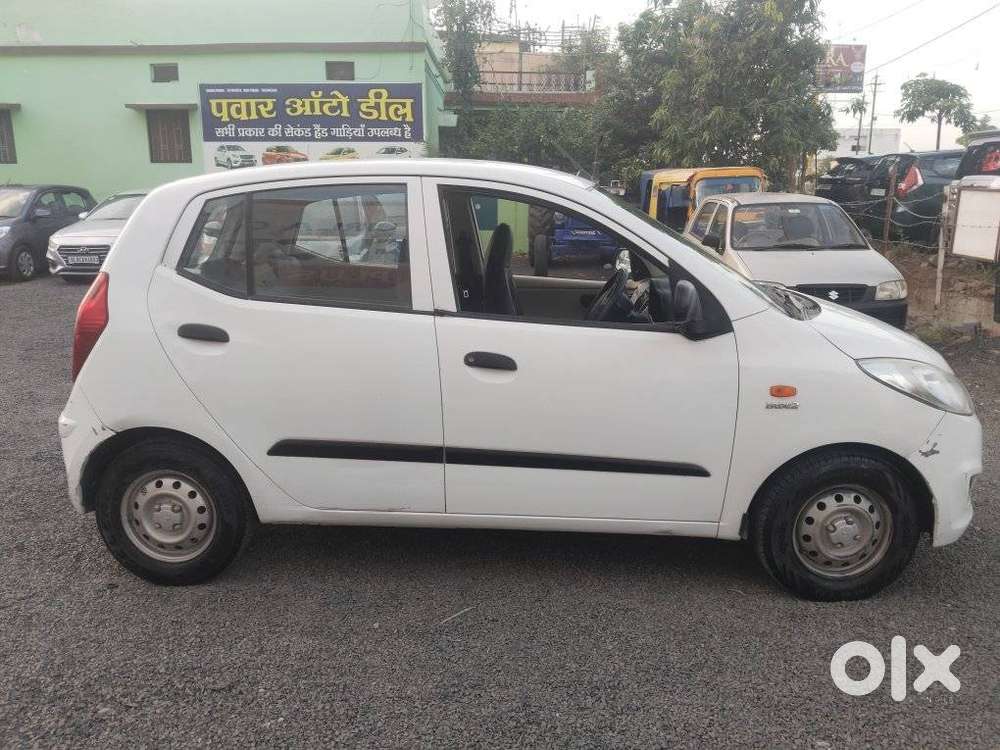Hyundai I10 Sportz, 2013, Petrol