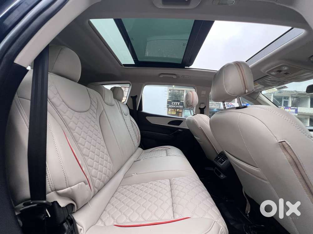 Mahindra Xuv700 2.2 Ax 5 Diesel Mt Str, 2022, Diesel