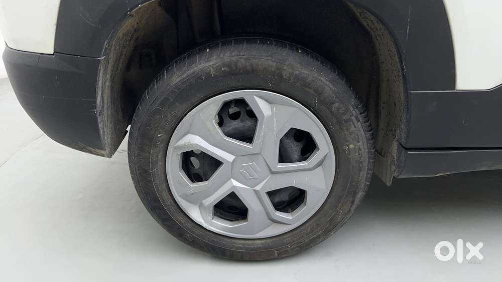 Maruti Suzuki Vitara Brezza 1.5 Lxi, 2025, Petrol