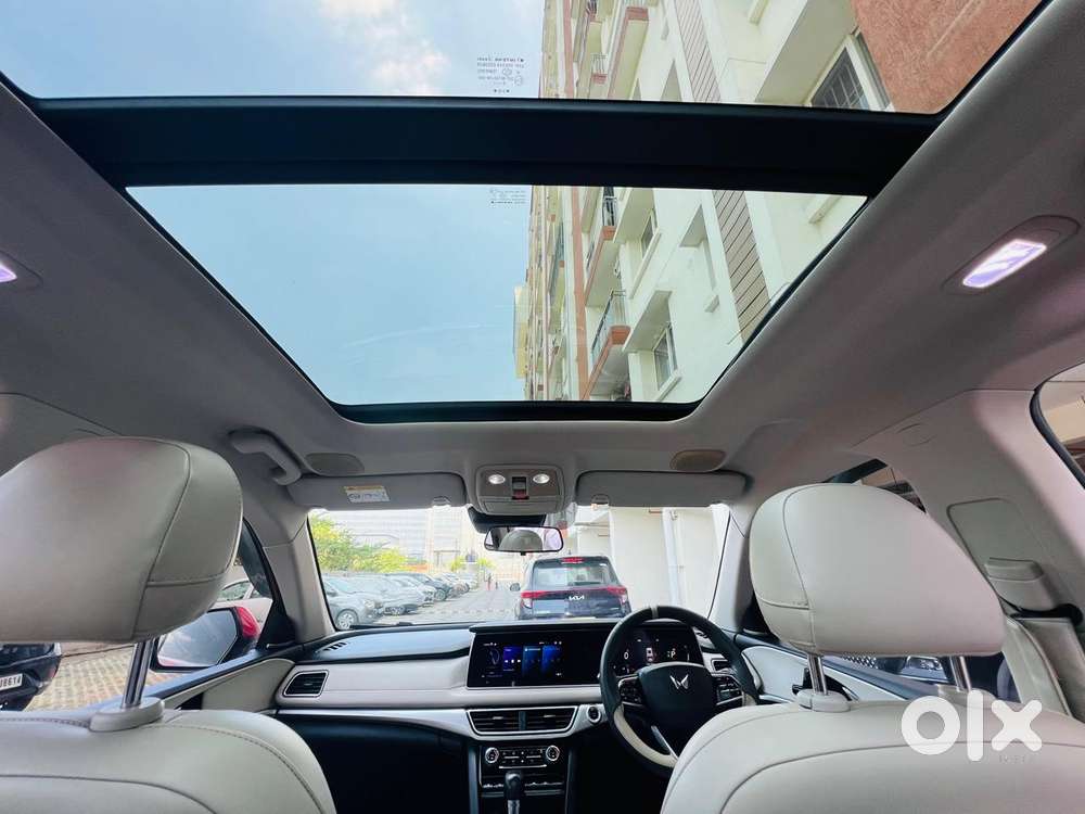 Mahindra Xuv700, 2021, Petrol