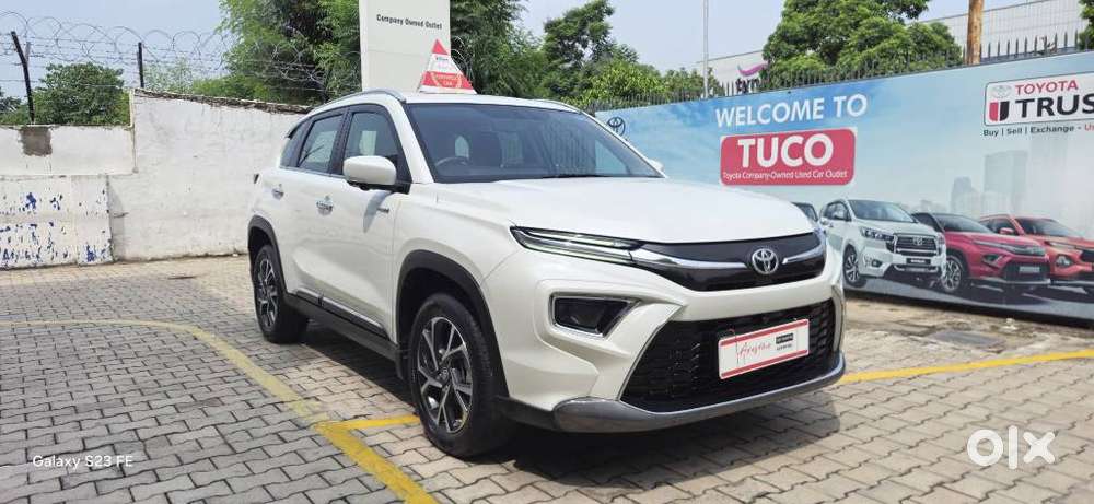Toyota Urban Cruiser Hyryder 1.5 V Hybrid, 2024, Petrol