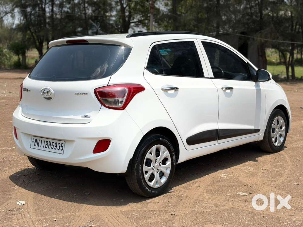Hyundai Grand I10 Sportz, 2014, Petrol