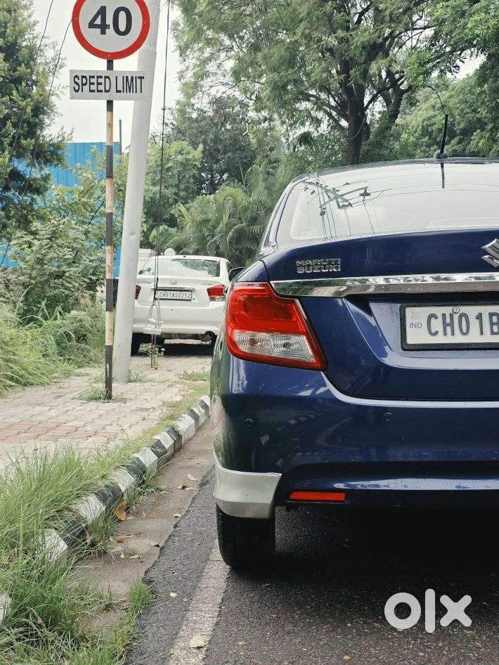 Maruti Suzuki Swift Dzire 1.2 Zxi Bsiv, 2018, Petrol