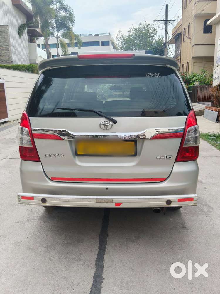 Toyota Innova 2.5 G (diesel) 8 Seater, 2012, Diesel