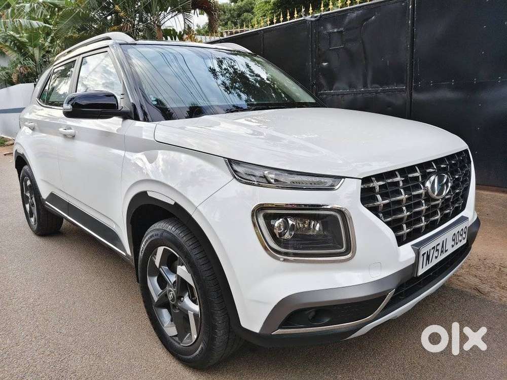 Hyundai Venue Sx (o) Mt 1.5 Diesel Dual Tone, 2019, Diesel