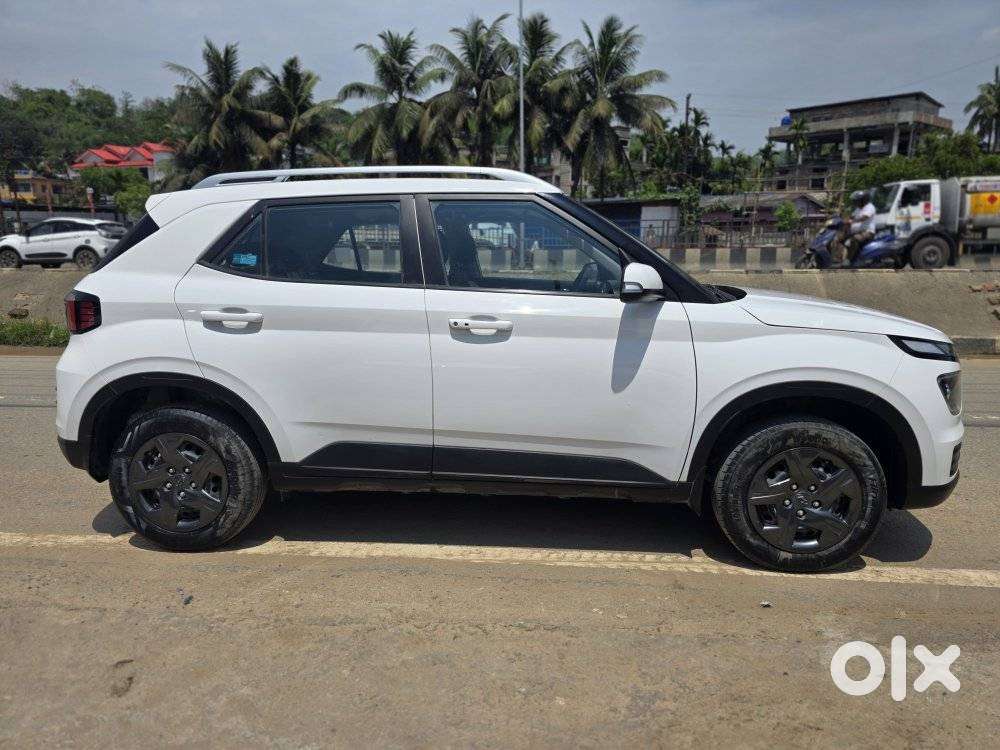 Hyundai Venue Sx, 2024, Petrol