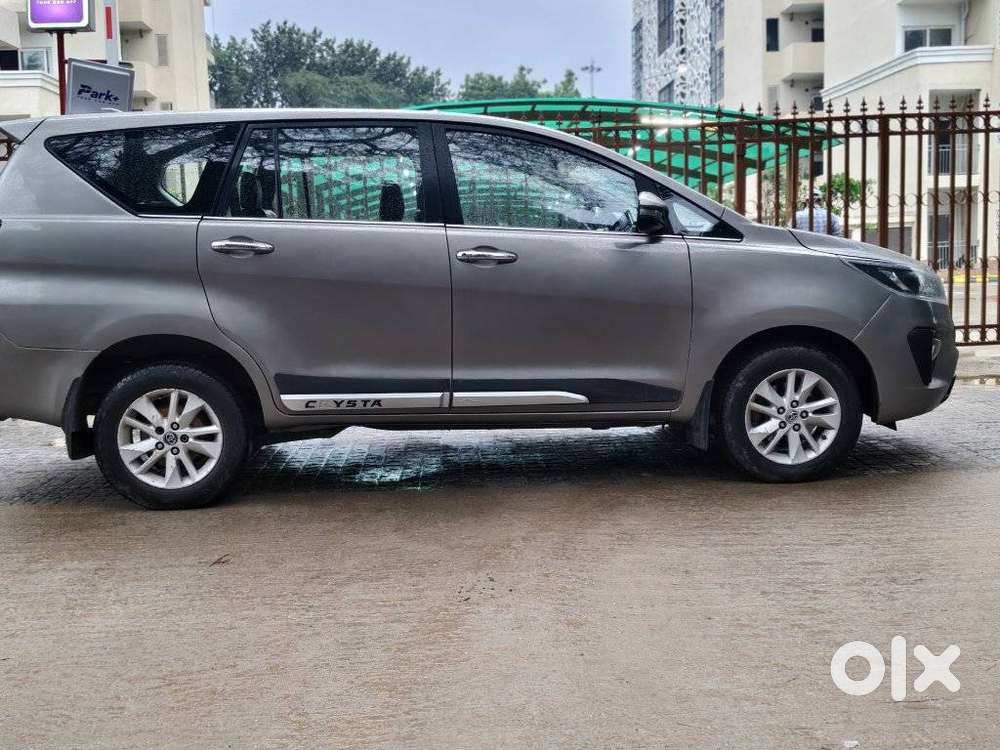 Toyota Innova Crysta 2.4 V, 2017, Diesel