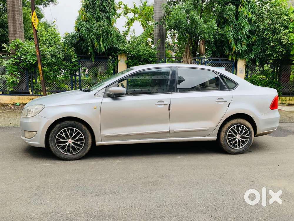 Skoda Rapid Elegance 1.6 Tdi Cr Manual, 2013, Diesel