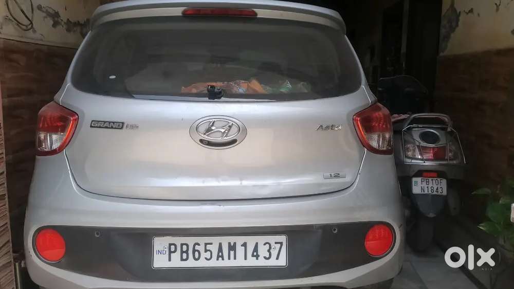 Hyundai Grand I10 2017 Petrol Well Maintained