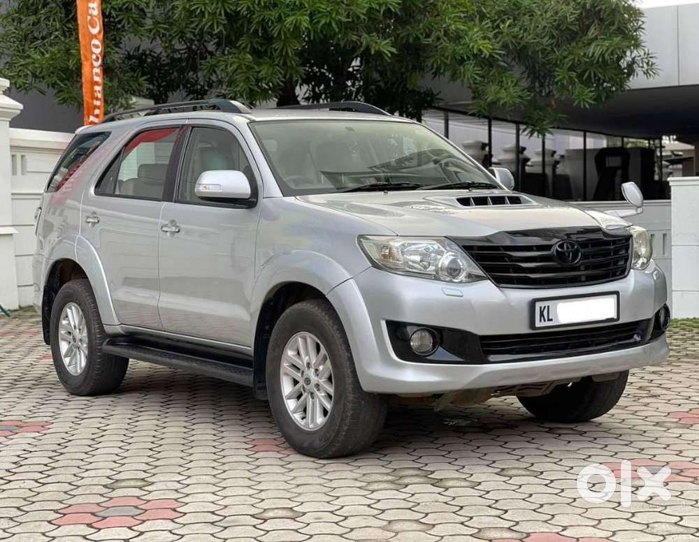 Toyota Fortuner 3.0 4x2 Automatic, 2012, Diesel