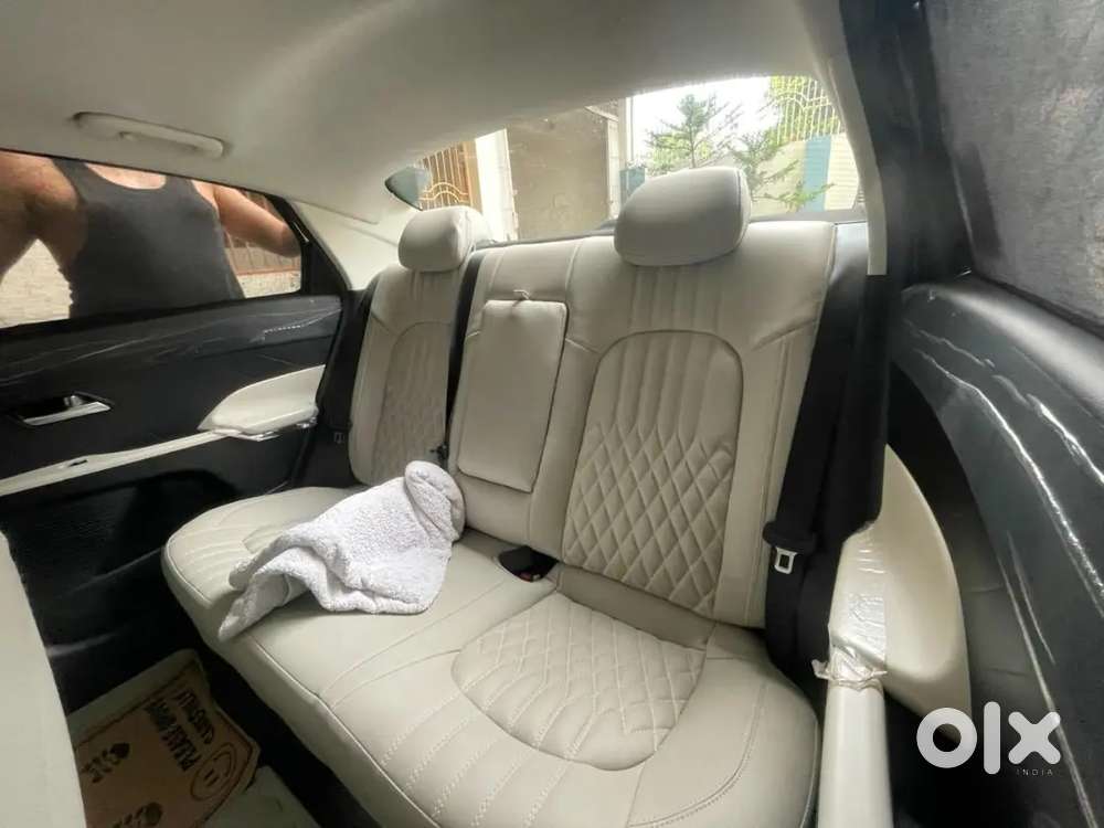 Hyundai New Verna Sx O 2025