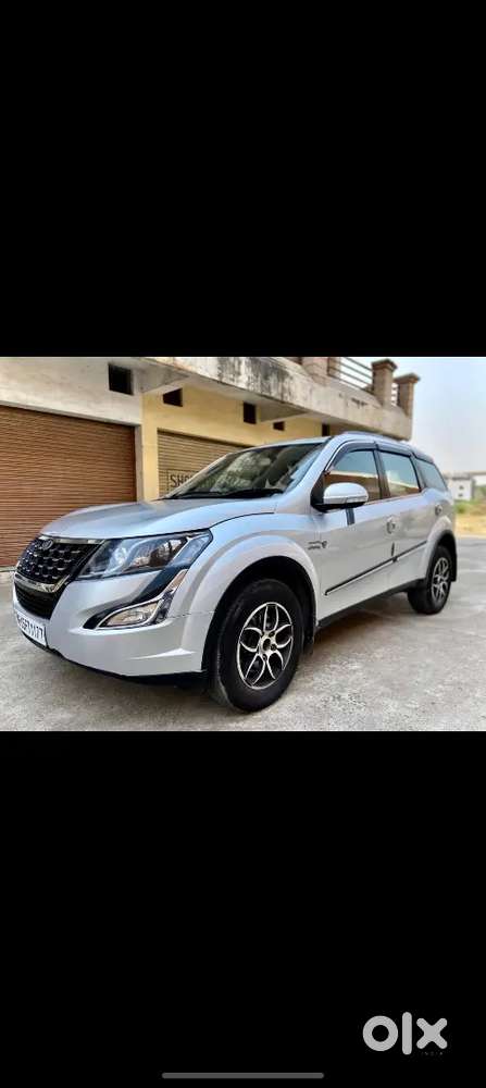 Mahindra Xuv500 2017 Diesel 90000 Km Driven