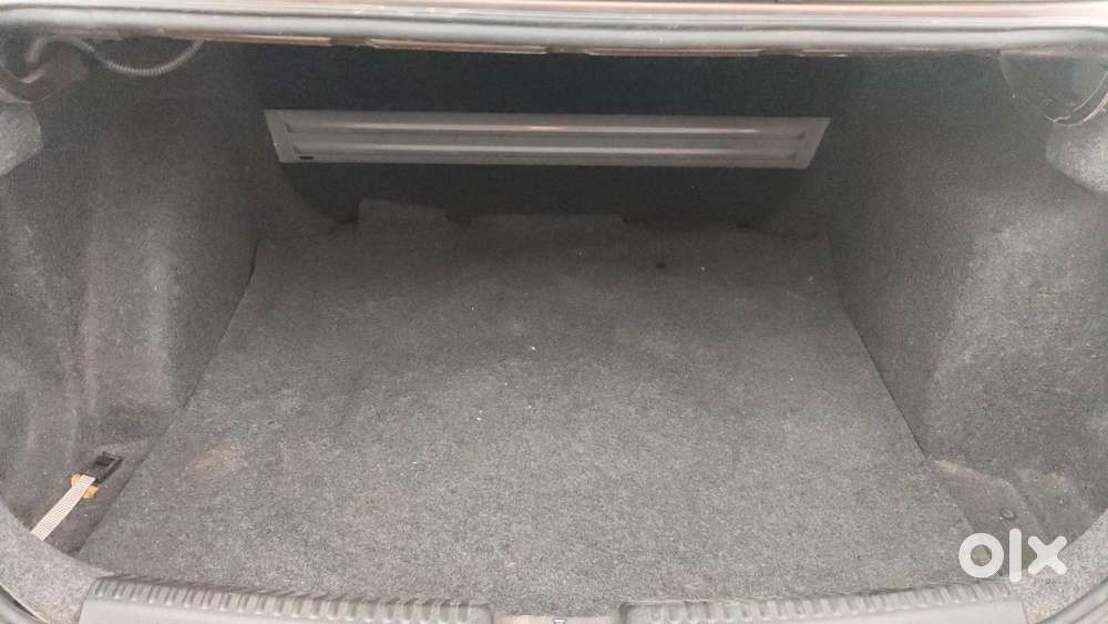 Volkswagen Vento 2010-2013 Petrol Highline At, 2017, Petrol