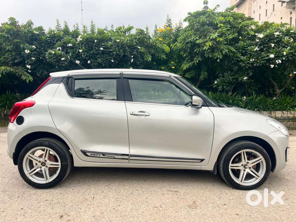 Maruti Suzuki Swift Vxi + Manual, 2022, Cng & Hybrids