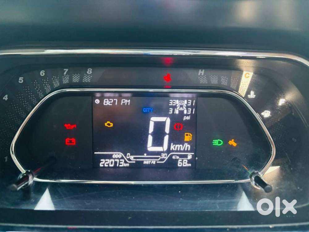 Tata Nexon Xz Plus Luxs, 2023, Petrol