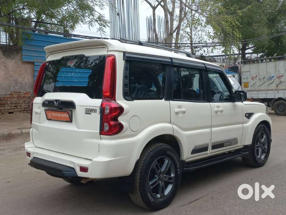 Mahindra Scorpio Classic 2.2 S Mt 7 Str, 2022, Diesel