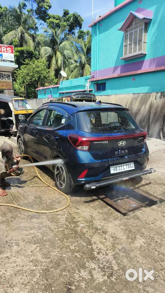 Hyundai I10 Sportz Petrol 2022 Variant
