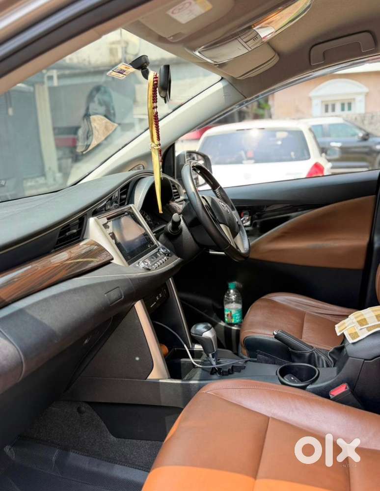 Toyota Innova Crysta 2018