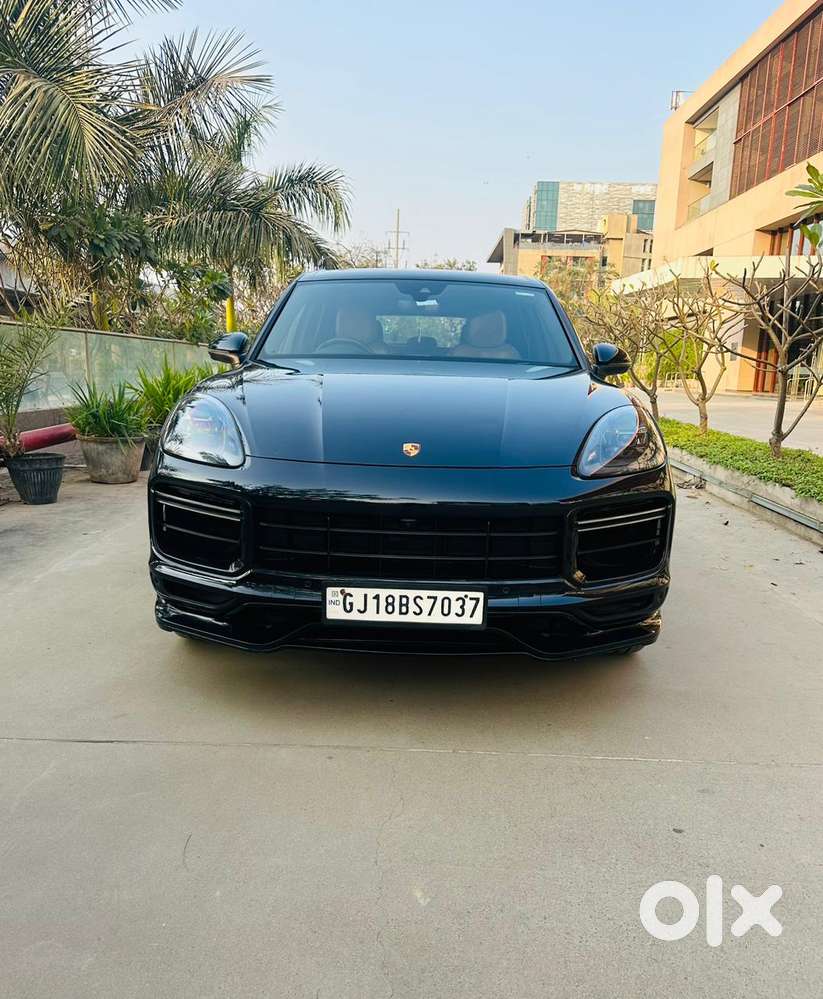 Porsche Cayenne E-hybrid Platinum Edition, 2023, Petrol