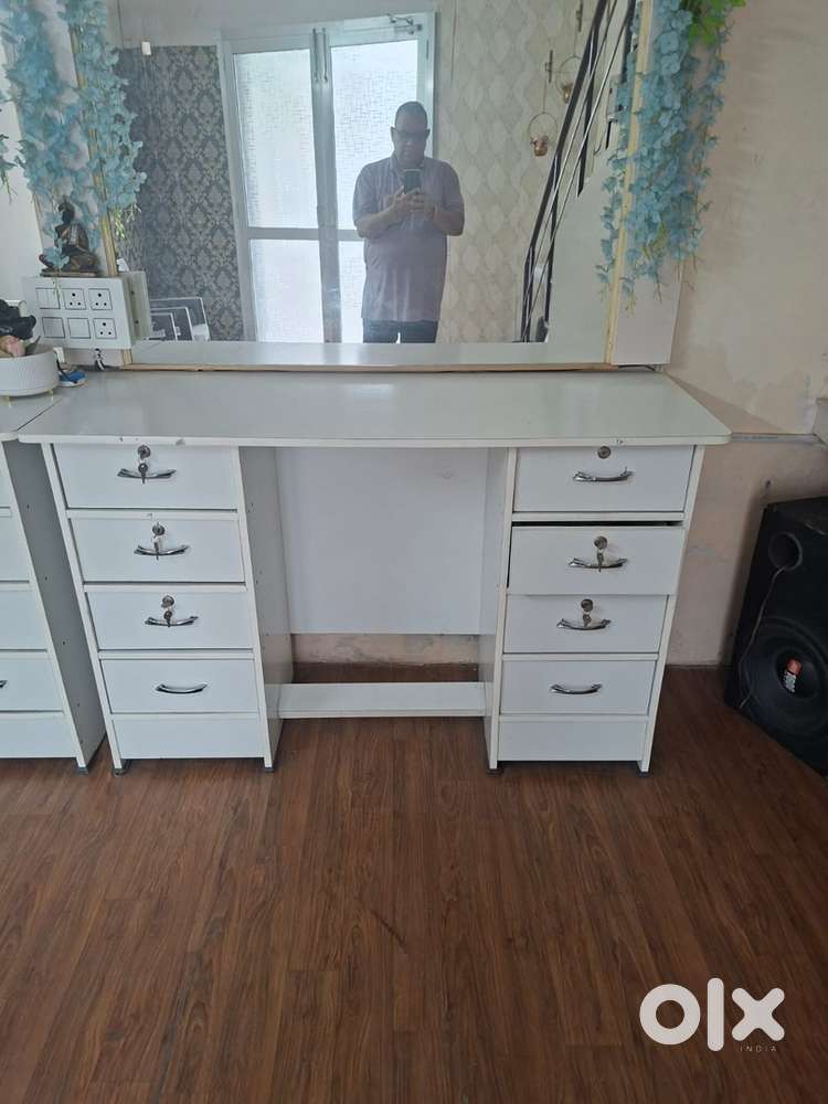 Makeup shelf with joint mirror/ Drawer storage unit for sale.