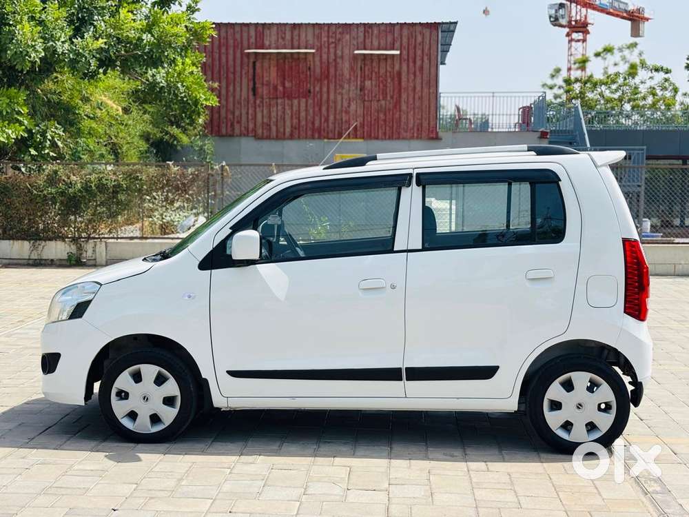 Maruti Suzuki Wagon R Vxi 1.2, 2018, Petrol