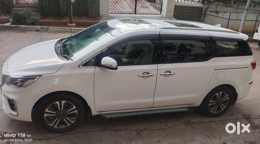 Kia Carnival Limousine Plus 7 Str, 2022, Diesel