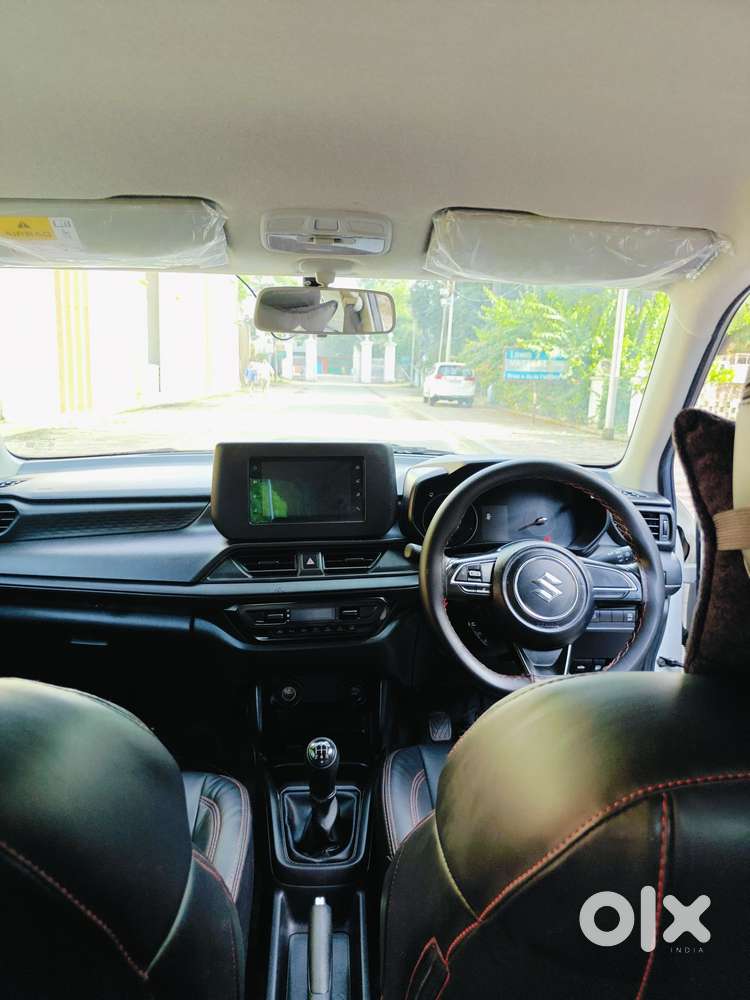 Maruti Suzuki Swift Vxi + Manual, 2025, Petrol