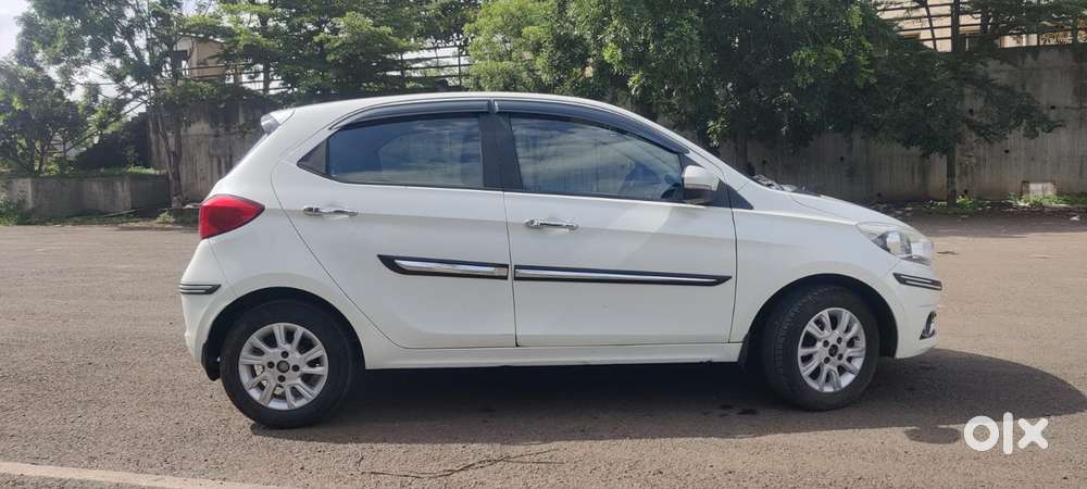 Tata Tiago 1.2 Revotron Xz Plus, 2017, Petrol