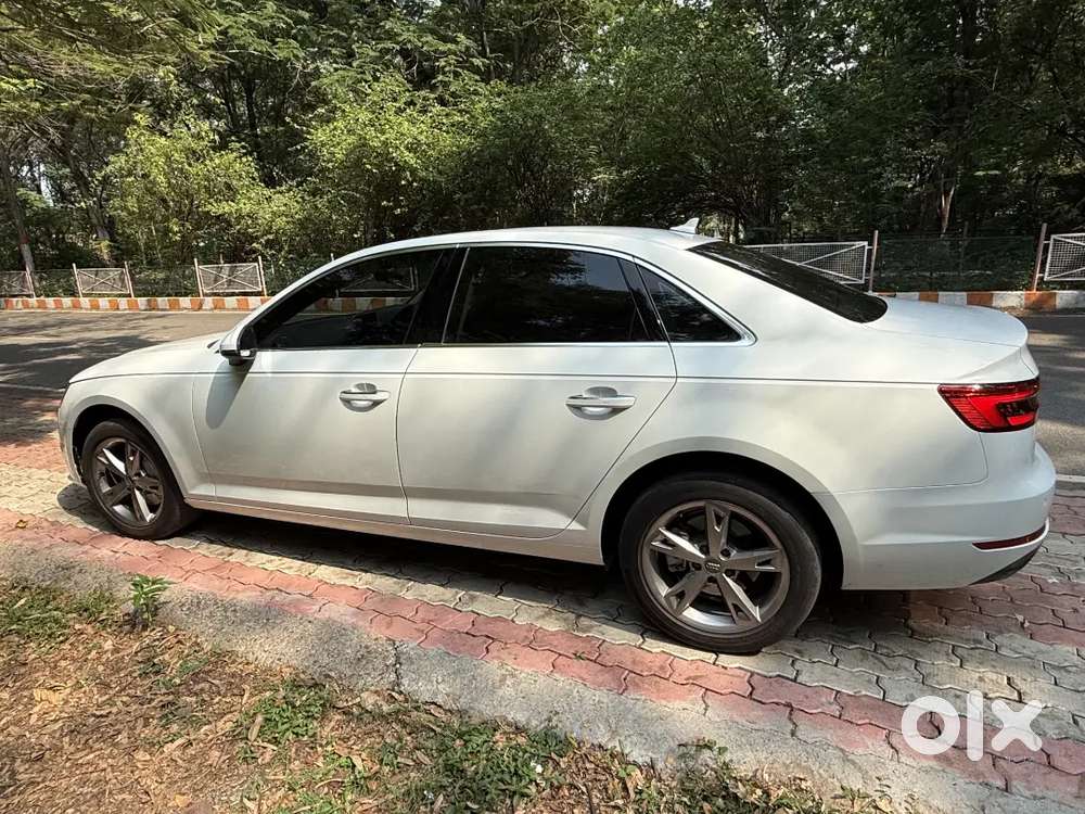 Audi A4 2017 Diesel 57000 Km Driven