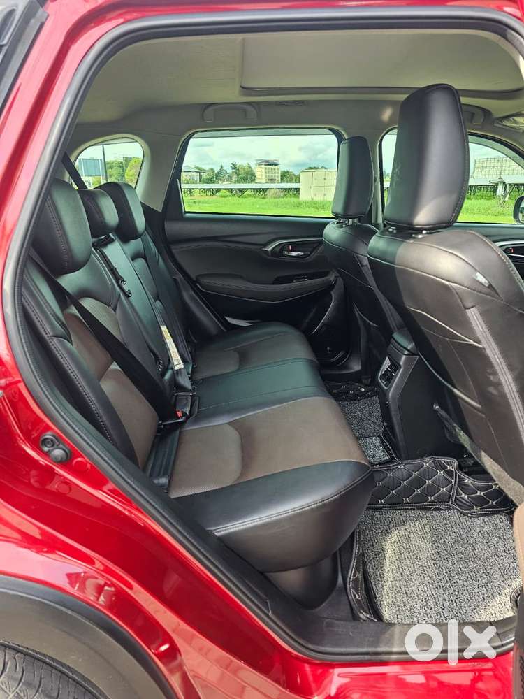 Toyota Urban Cruiser Hyryder 1.5 V Hybrid, 2023, Petrol