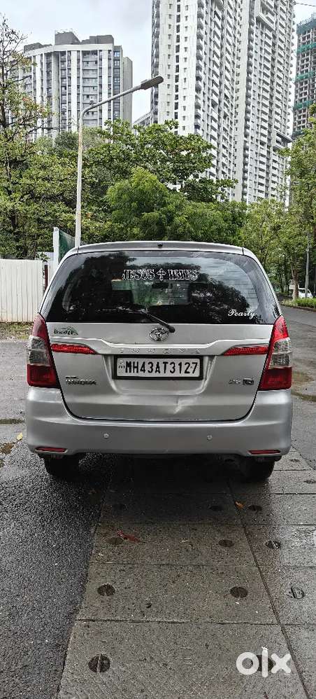 Toyota Innova 2015 Diesel Well Maintained