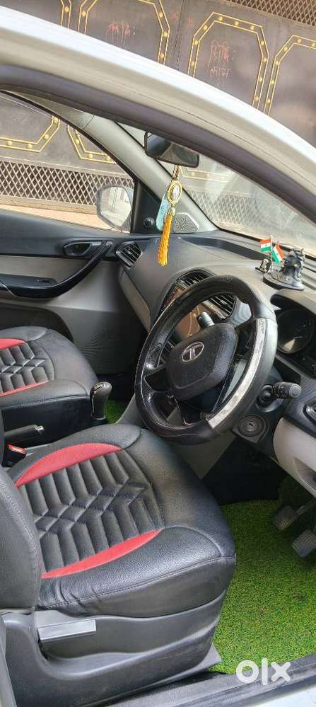 Tata Tiago, 2018, Petrol