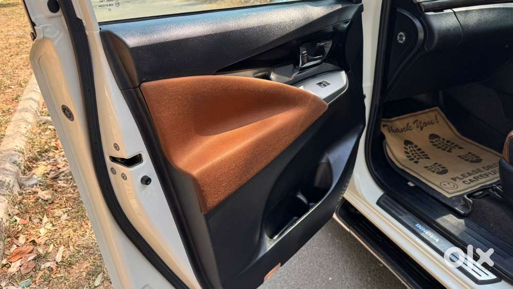 Toyota Innova Crysta [2020-ongoing] 2.4 Zx At 7 Str, 2022, Diesel